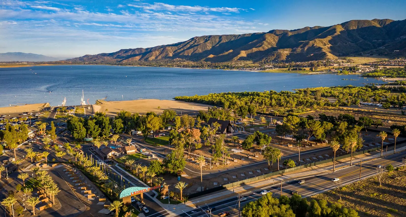 palomaroaksproperty lake elsinore hero banner
